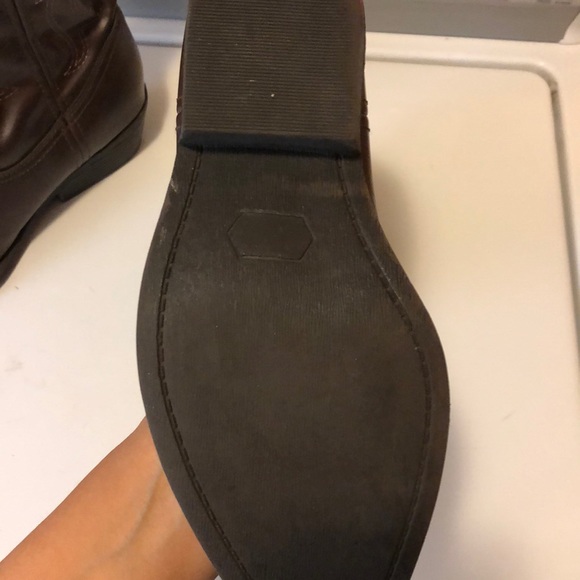 Boots - Picture 4 of 4